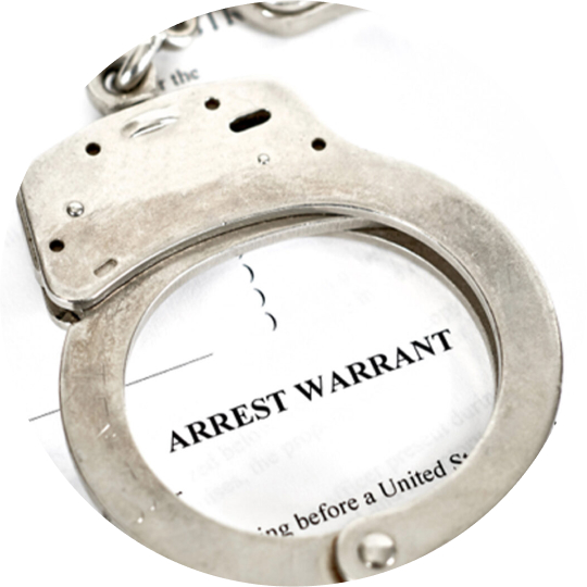 Can you fly if you have a warrant?